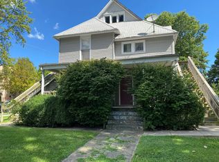 512 W University Ave #1, Champaign, IL 61820