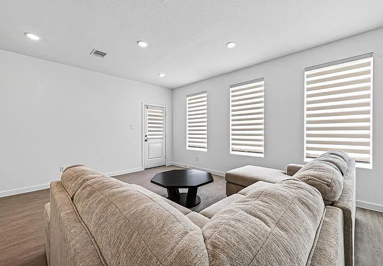 16307 Chestnut Haven Ln — Photo 24