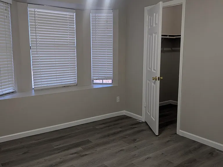 820 W University Dr #19 — Photo 7