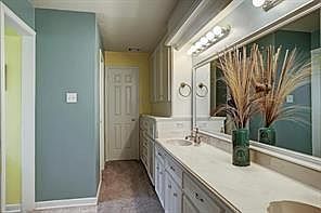 3rd image of 10210 Great Plains Ln