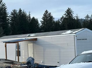 37 Evergreen Ave, Wrangell, AK 99929