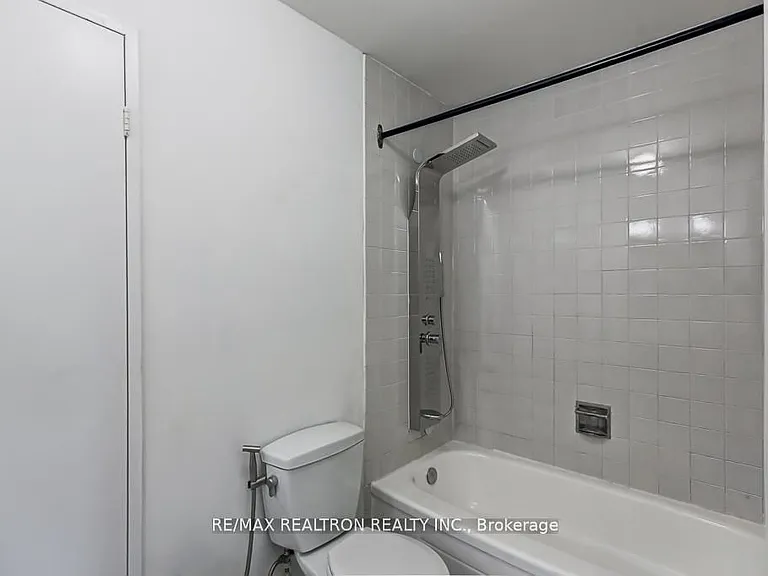 100 Mornelle Ct #1045 — Photo 8