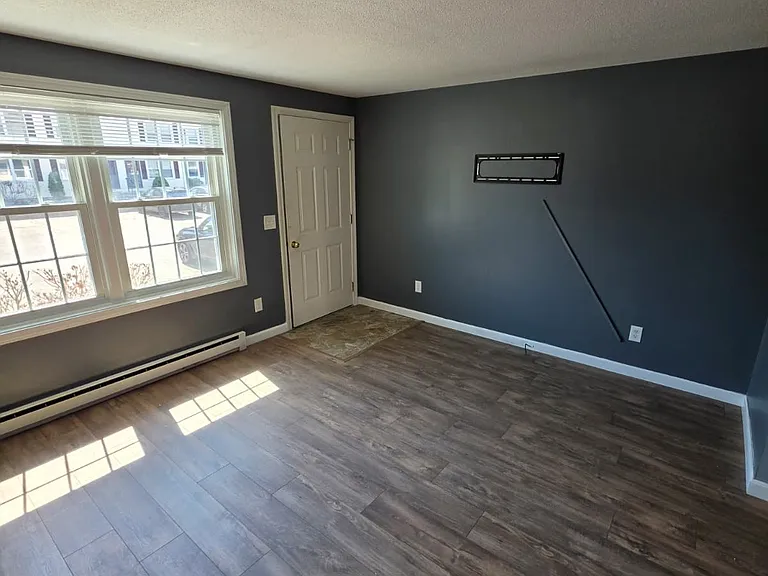 794 Court St #D — Photo 2