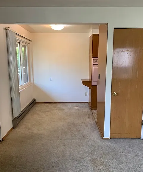 721 Nob Hill Ave N — Photo 4