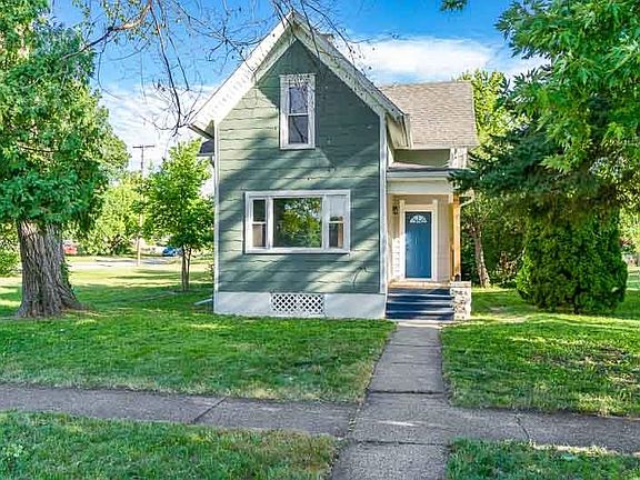 2nd image of 1608 6th Ave
