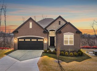 7841 Trailside Ct, West Bloomfield, MI 48323