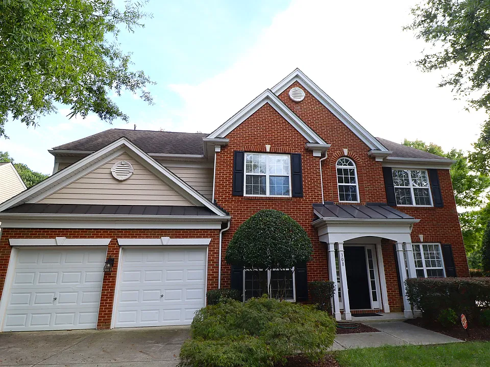 308 Marble Glow Ct