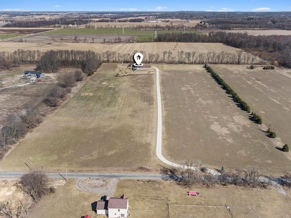 27151 Harrison Rd, South Bend, IN 46619