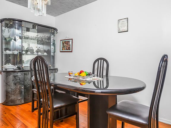 4th image of 1435 E 103rd St #2