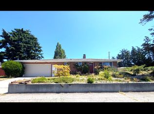 824 NE Oleary St, Oak Harbor, WA 98277