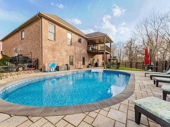 2nd image of 7705 Aspen Ridge Rd