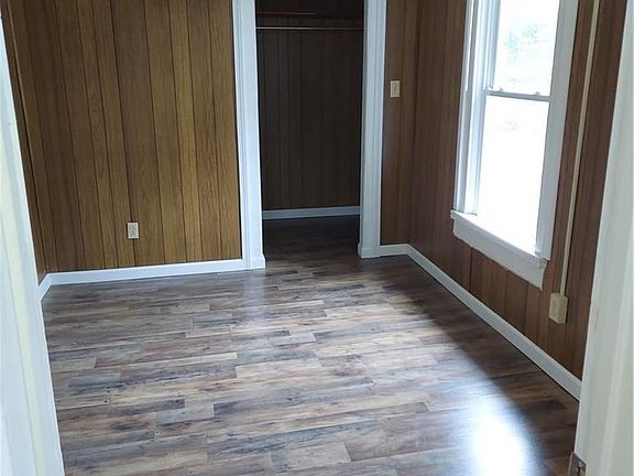 4th image of 187 Glasgow St #3