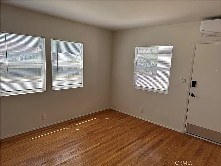 873 Carillo Dr — Photo 1