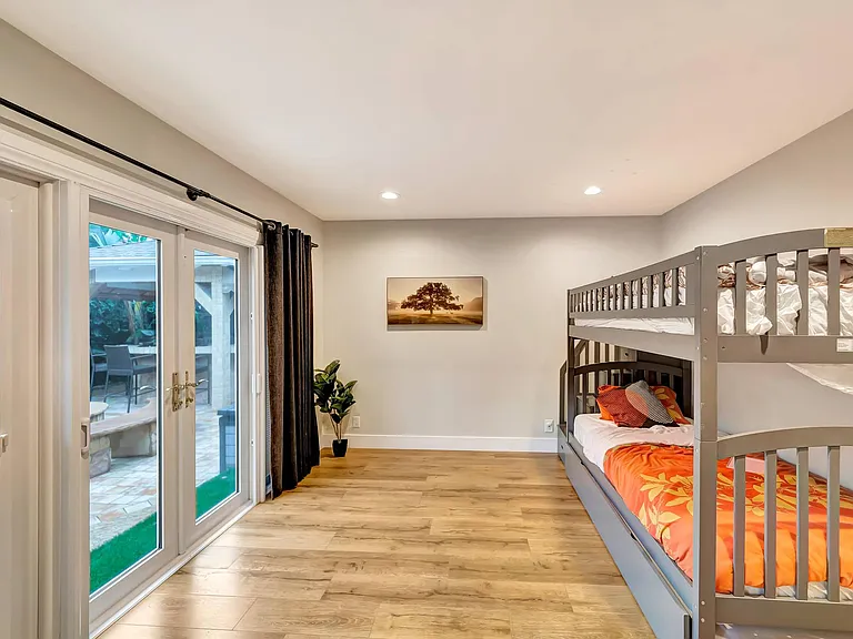 22826 Dolorosa St — Photo 47