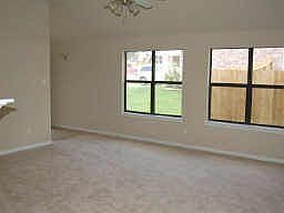 4th image of 938 Oak Falls Dr