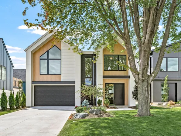 6136 Oaklawn Ave, Edina, MN 55424