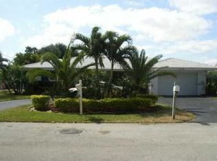 728 Berkeley St, Boca Raton, FL 33487