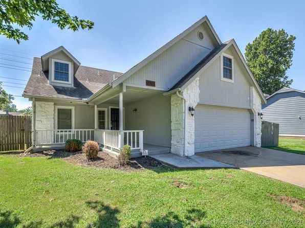 2705 E Reno St, Broken Arrow, OK 74014