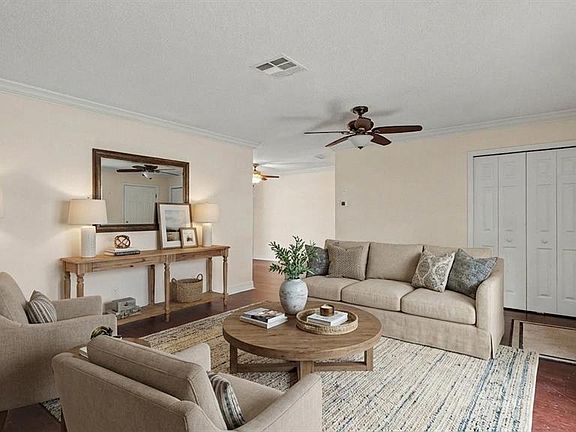 4th image of 2434 W GARDENIA DRIVE
