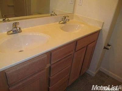 3rd image of 3301 N Park Dr Unit 312