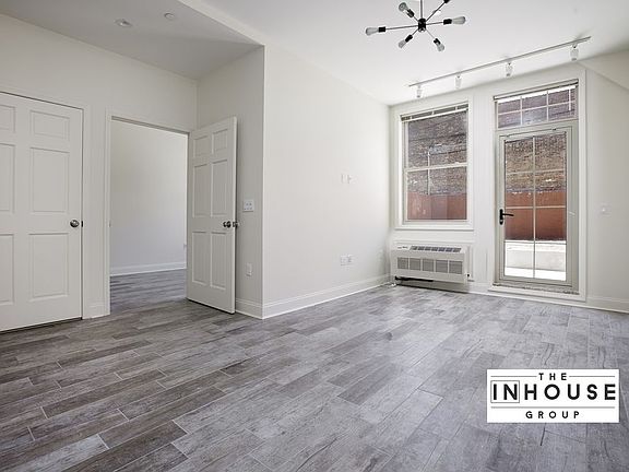 4th image of 295 Stockholm St APT 1B