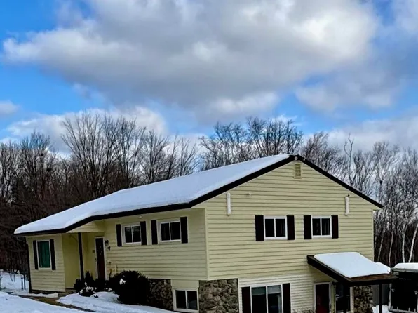 322 French Road, Henniker, NH 03242
