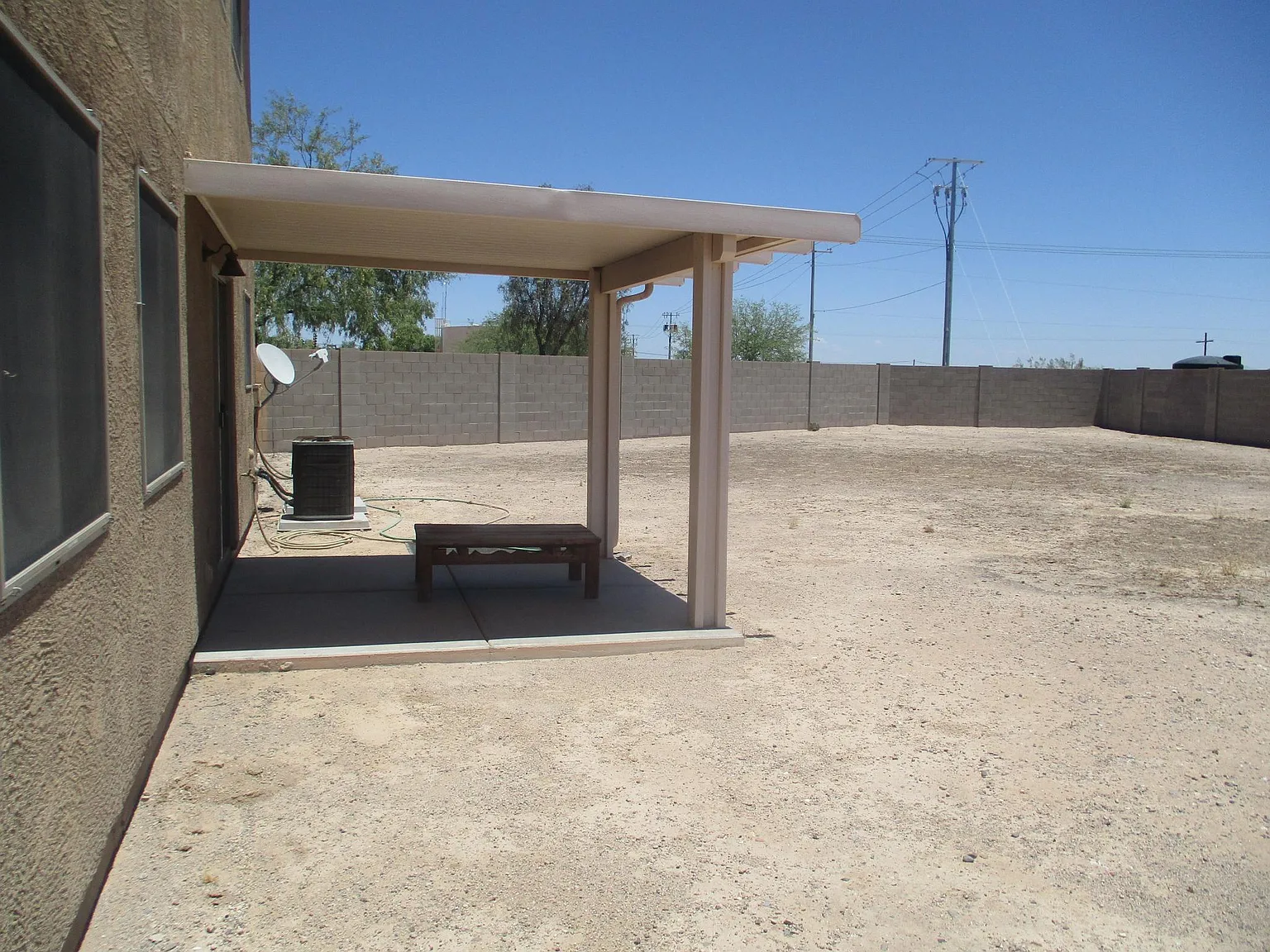 4 bed, 2440 sqft, $1,695 — Photo 4