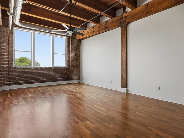 420 S Front St #407 — Photo 3