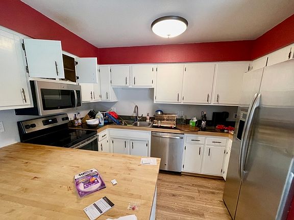 3rd image of 1451 N 17th St