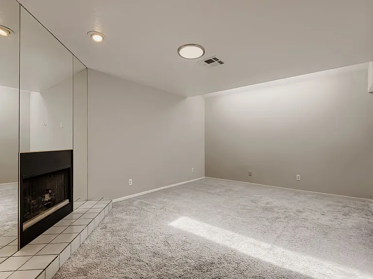 3980 Tirana Way — Photo 7