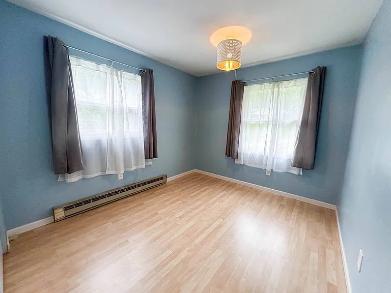 200 Oakley Dr — Photo 21