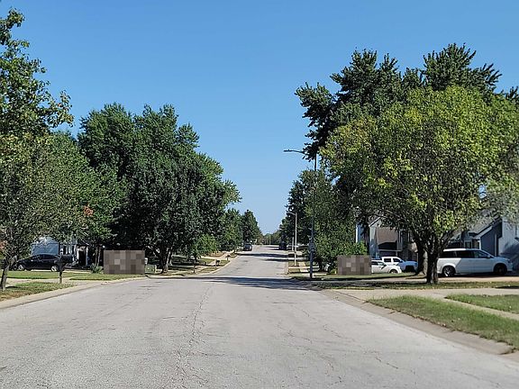 5th image of 3904 NE Shady Lane Dr