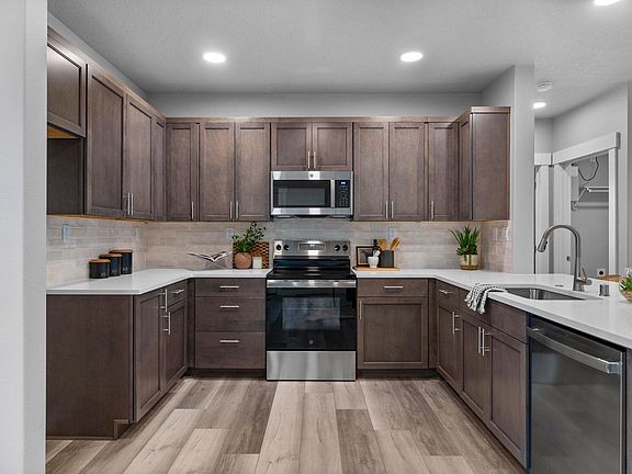 3rd image of 306 N Viewmont Ct