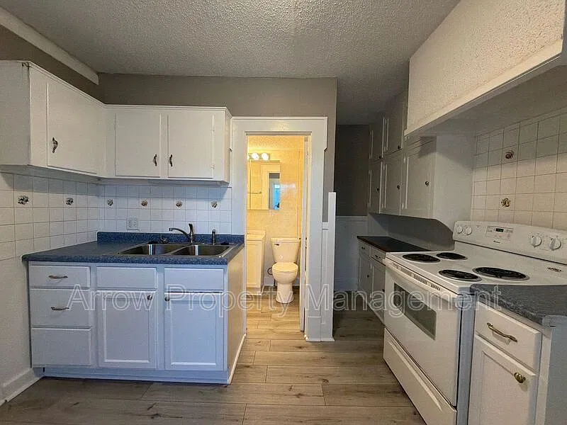 1 bed, 1.0 bath, 493 sqft, $715 — Photo 1