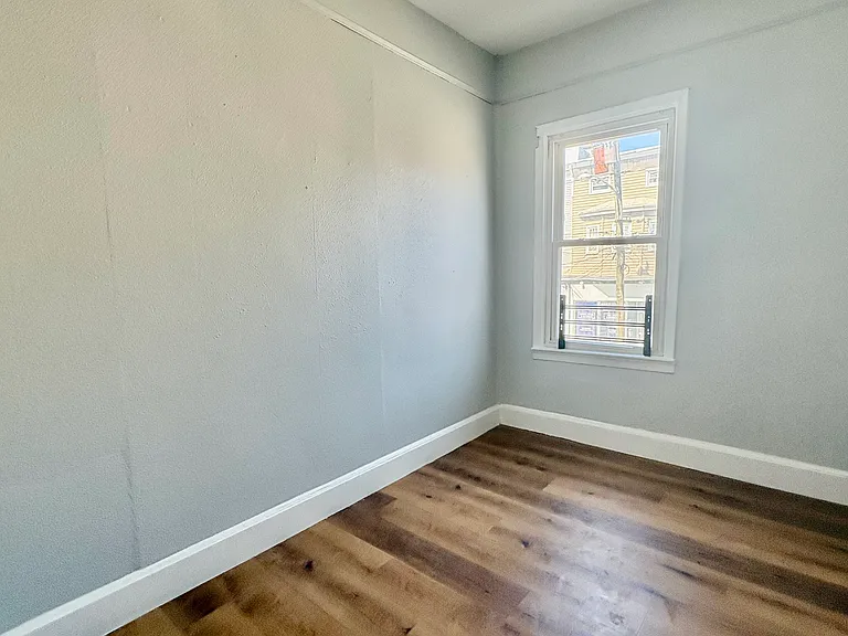 462 Elm St #2 — Photo 8