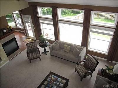 2nd image of 301 Pecan Ct