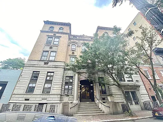 Rented by J PRESTON AND ASSOCIATES INC | media 11