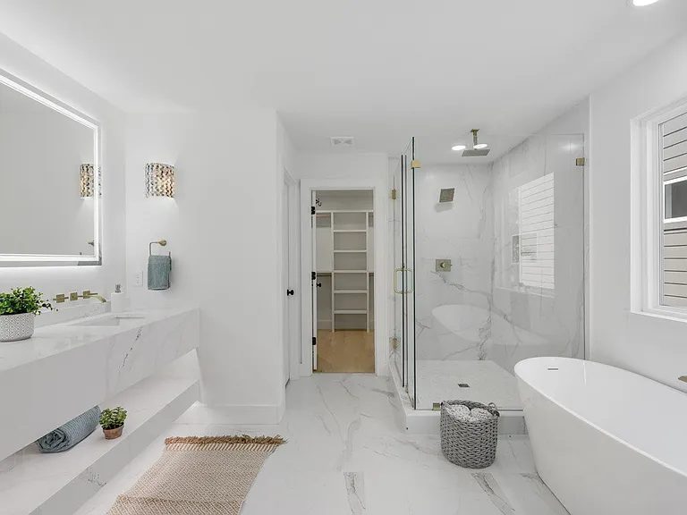 13 Garden St — Photo 17