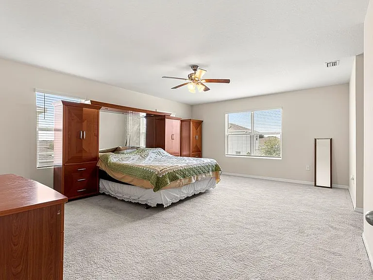 8142 SW 59th Ave — Photo 25