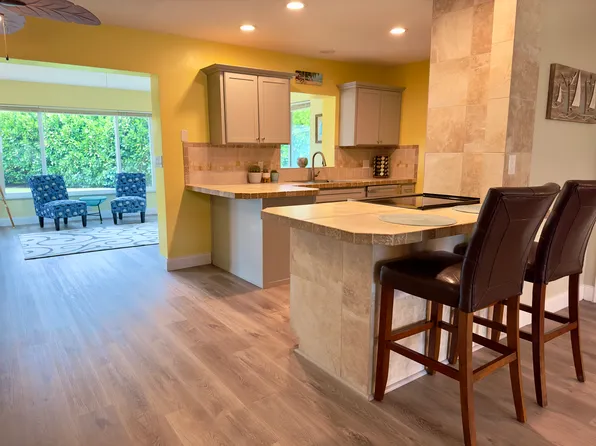 1366 NE Hilltop St, Jensen Beach, FL 34957