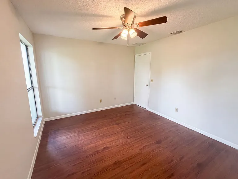 2337 SW Fern Cir — Photo 7