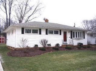 6888 Brandywine Rd, Parma Heights, OH 44130