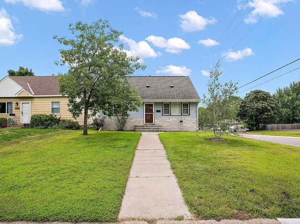 5262 6th St NE, Columbia Heights, MN 55421