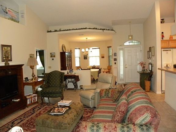 2nd image of 3562 Twelve Oaks Cir