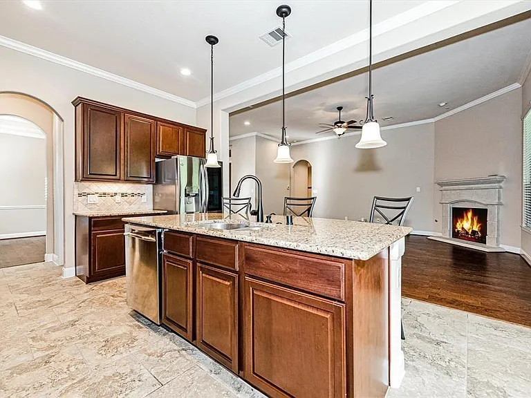 6838 Adrienne Arbor Dr — Photo 7