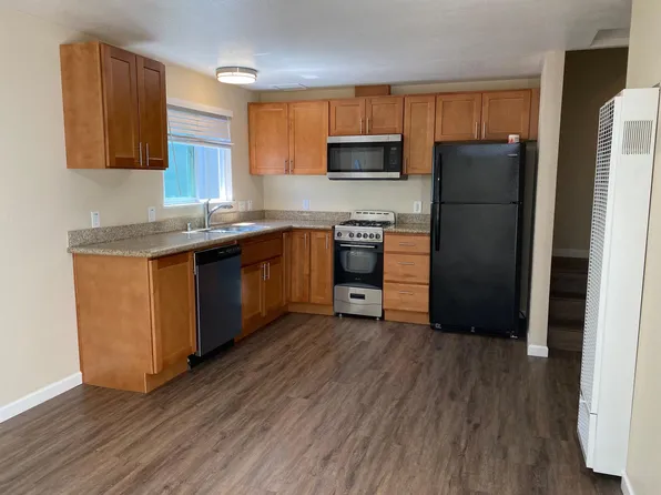 648 Ashbury Ave, Santa Rosa, CA 95404