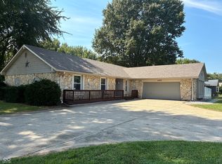 4003 W Fairview Rd, Greenwood, IN 46142