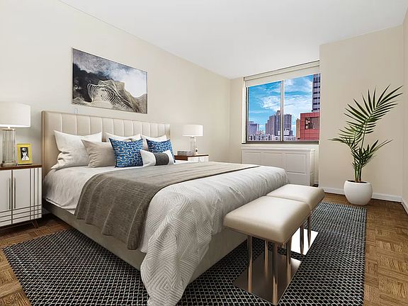 3rd image of 245 E 44th St APT 9C