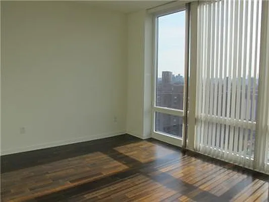 Rented by 212 Consulting Corp | media 3