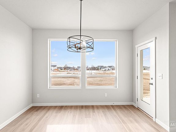 7th image of this home